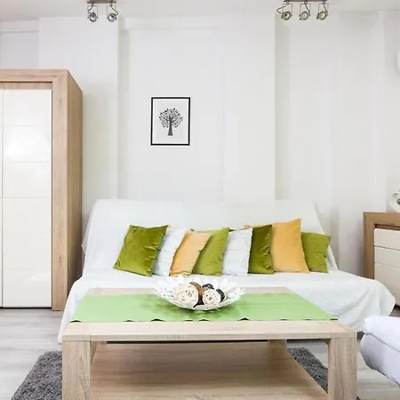 Urban Nest Lazarza 3 * Краков