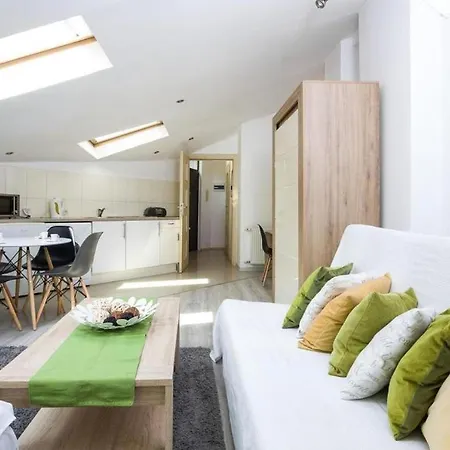 Апартаменты Urban Nest Lazarza 3